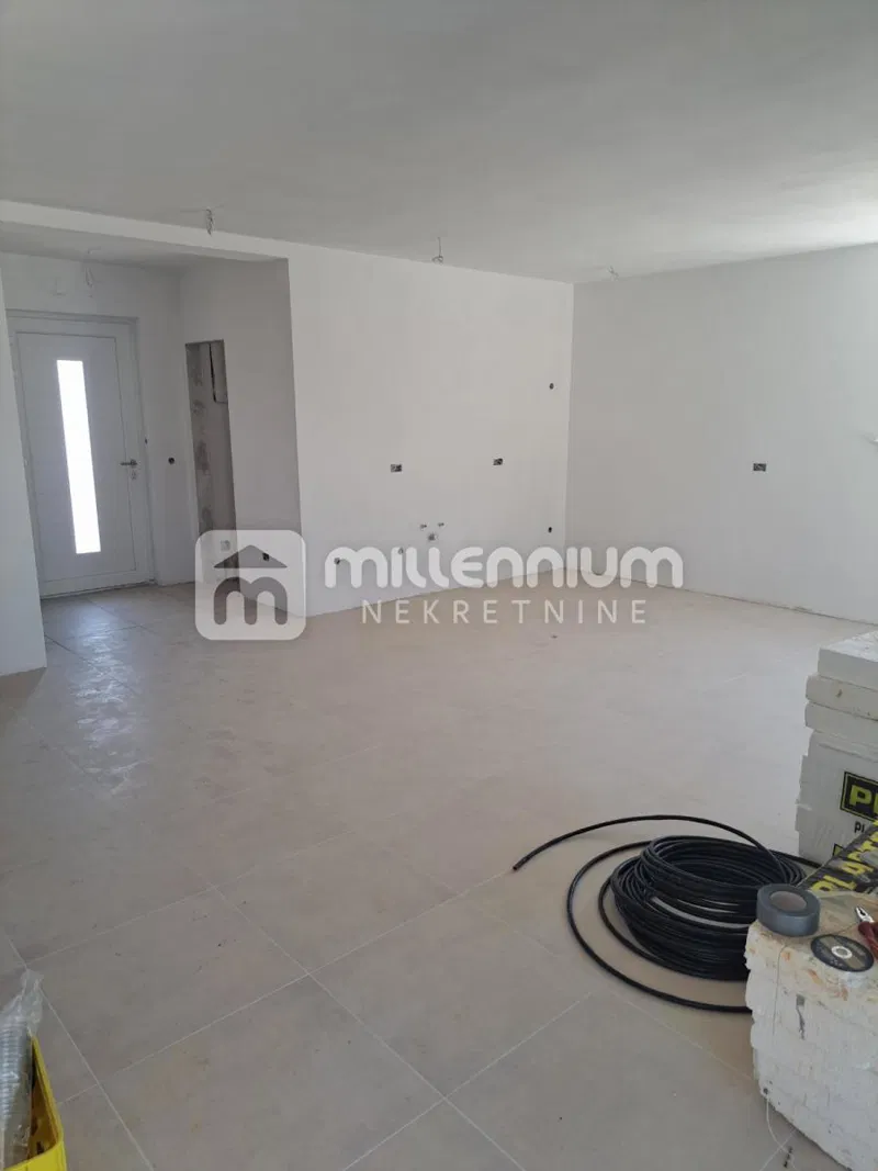 Istra, Labin, samostojeća prizemnica s bazenom, 83.20m2 – 3