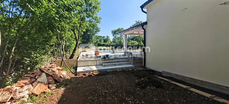Istra, Žminj, samostojeća kuća s bazenom, 289m2 – 3