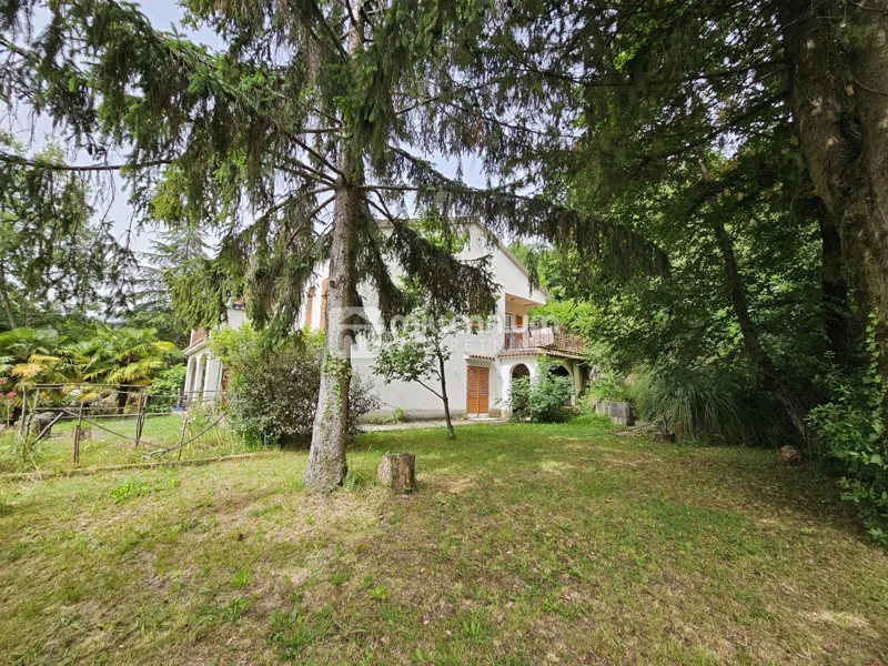 Lovran, samostojeća kuća s 3 apartmana, garaža, pogled na more – 2