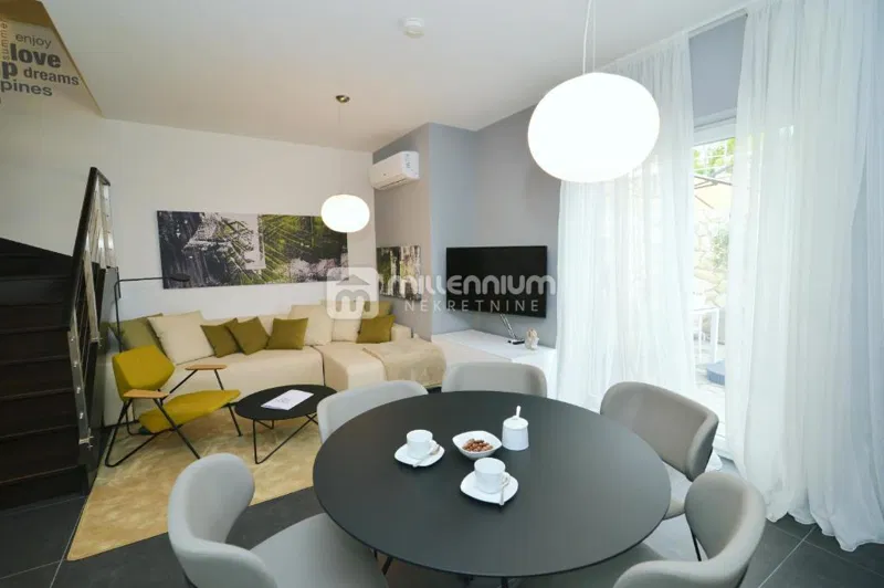 Lovran, 860m2, luksuzna vila sa 6 stanova i bazenom – 2