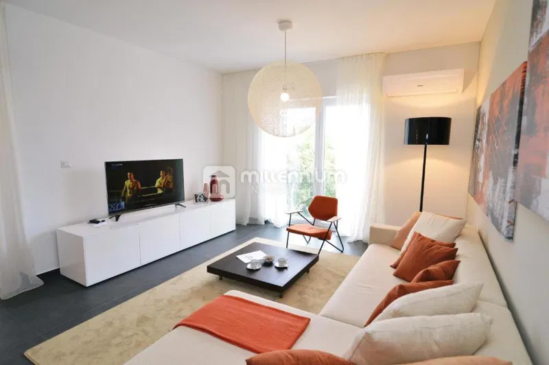 Lovran, 860m2, luksuzna vila sa 6 stanova i bazenom – 3