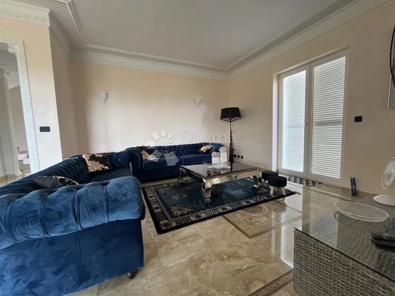 House Lovran, 441,08m2 – 3
