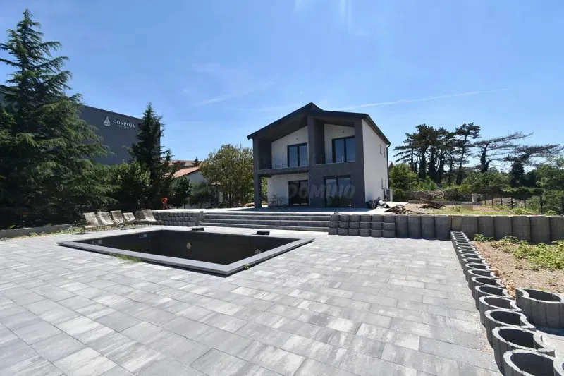 Villa di lusso con vista mare, ampio giardino e piscina-Vrbnik! – 2