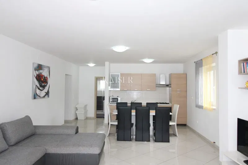 Vrbnik, isola di Krk - appartamento 93m2 con bellissima vista – 3