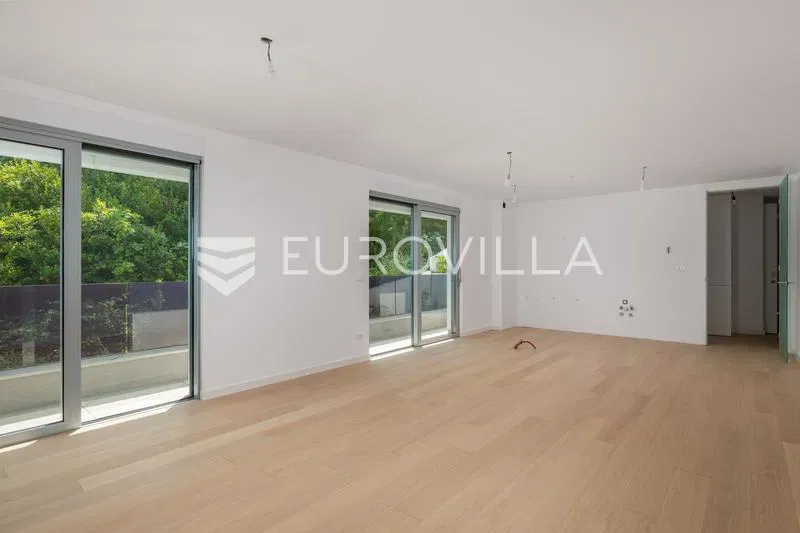 Opatija, three-room apartment of 105 m² in a new building – 2