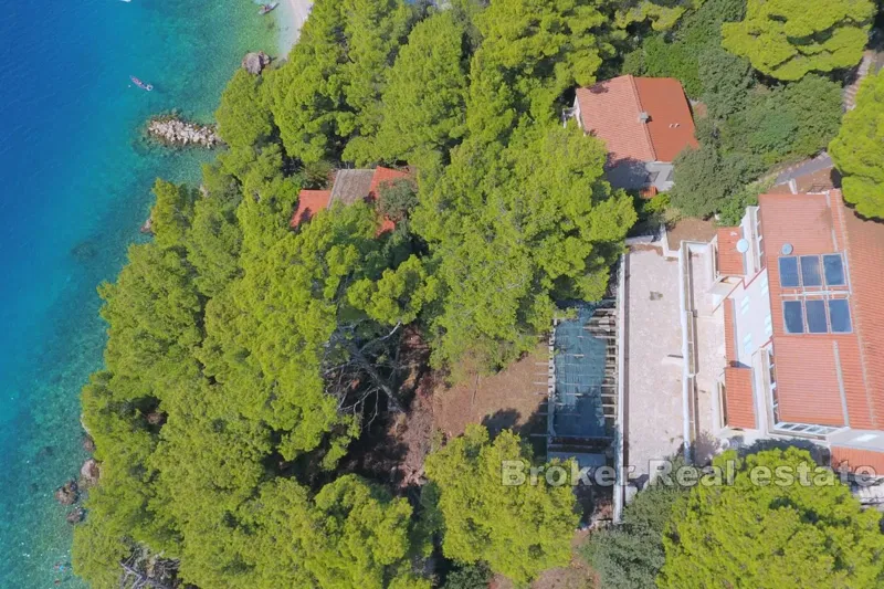 House first row to the sea – 3