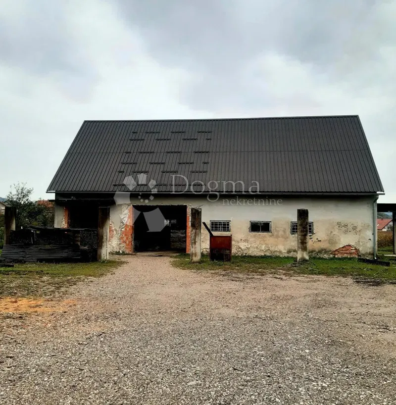 Kereskedelmi Ogulin, 456m2
