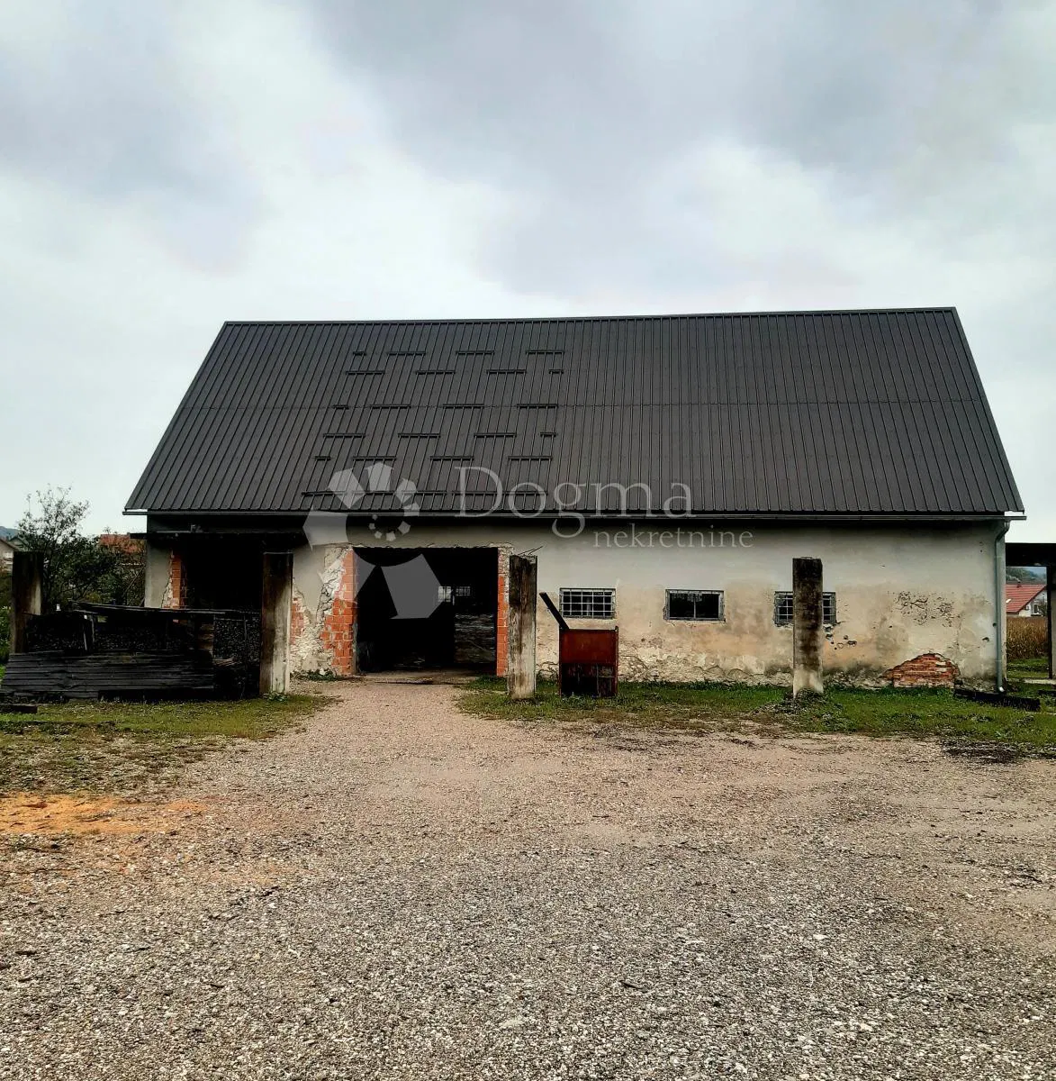 Kereskedelmi Ogulin, 456m2