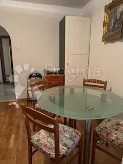 Flat Zamet, Rijeka, 70m2 – 2