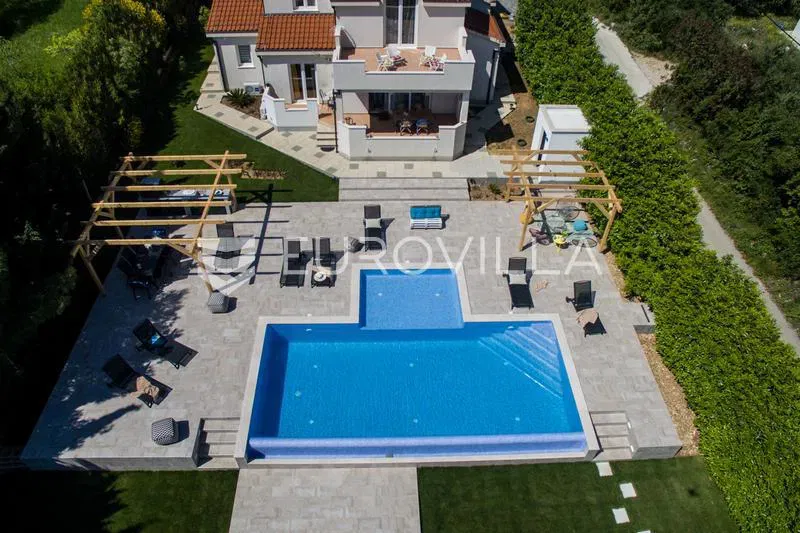 Trogir - Plano, house with pool in a quiet location – 2