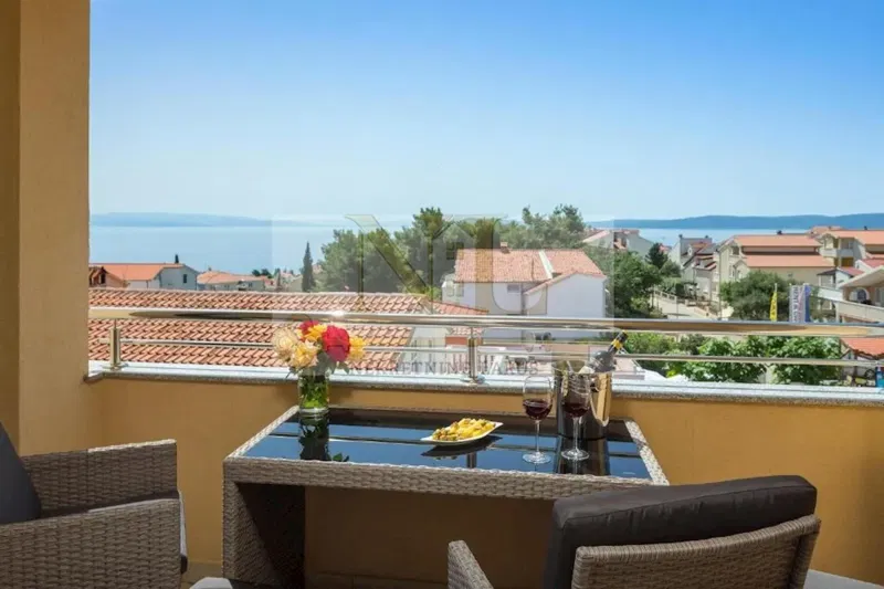 Luxury penthouse with garage, near the sea, Okrug Gornji – 2