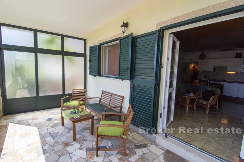 Casa in seconda fila dal mare con vista aperta sul mare – 2