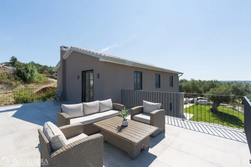 Beautiful Villa with Panoramic View, Buje, Istria – 2