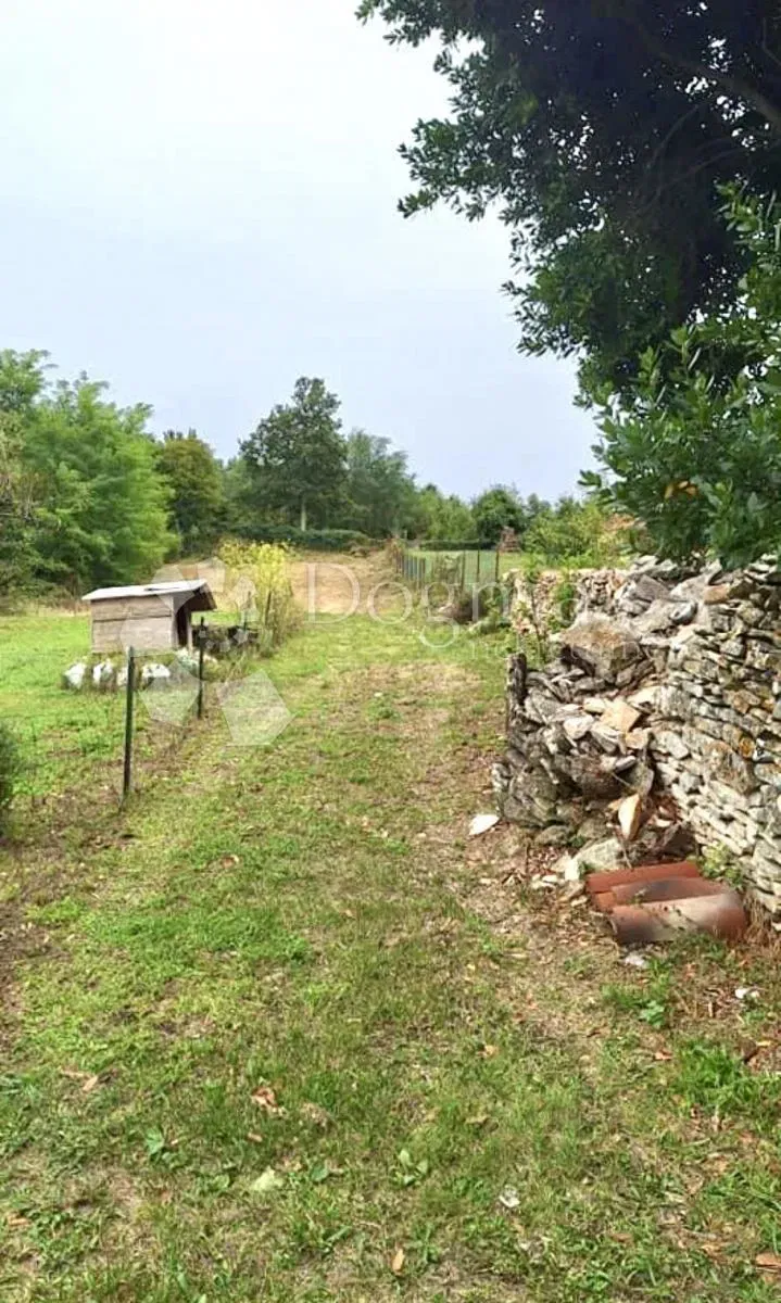 Terreno Modrušani, Žminj, 938m2 – 2