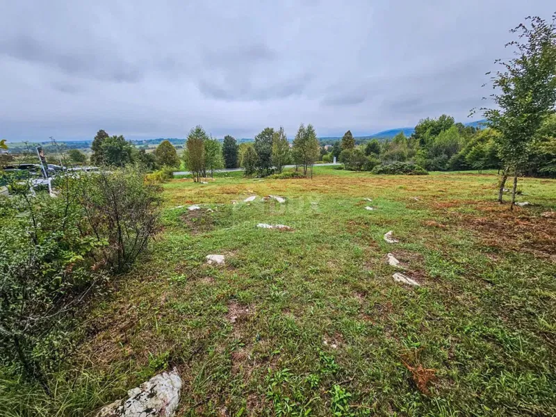 PLITVICE, DREŽNIK - Stavebný pozemok v exkluzívnej lokalite