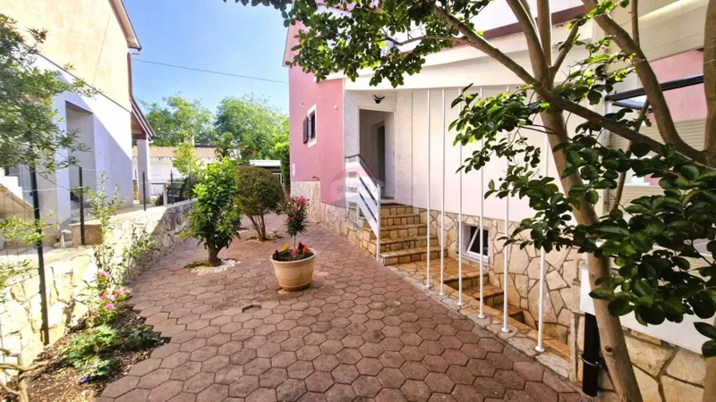 Istria, Premantura, detached house 274 m², 500 m from the beach – 2