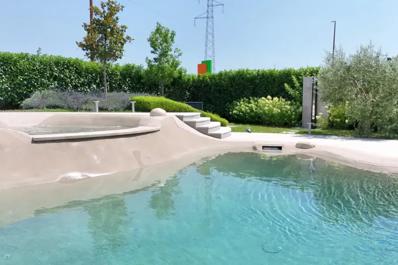 Luxury villa in a quiet part of town – 2