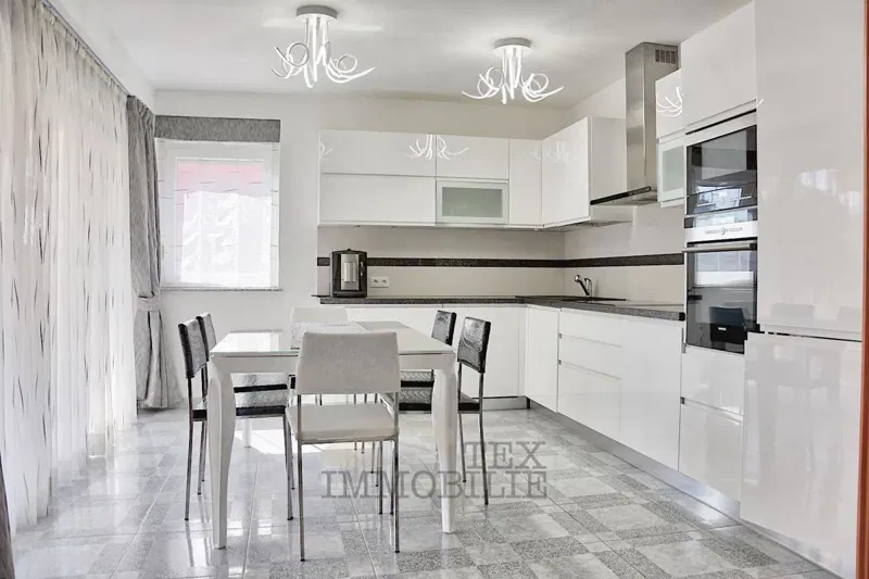 Poreč, apartment in a great location 300 m from the sea – 2
