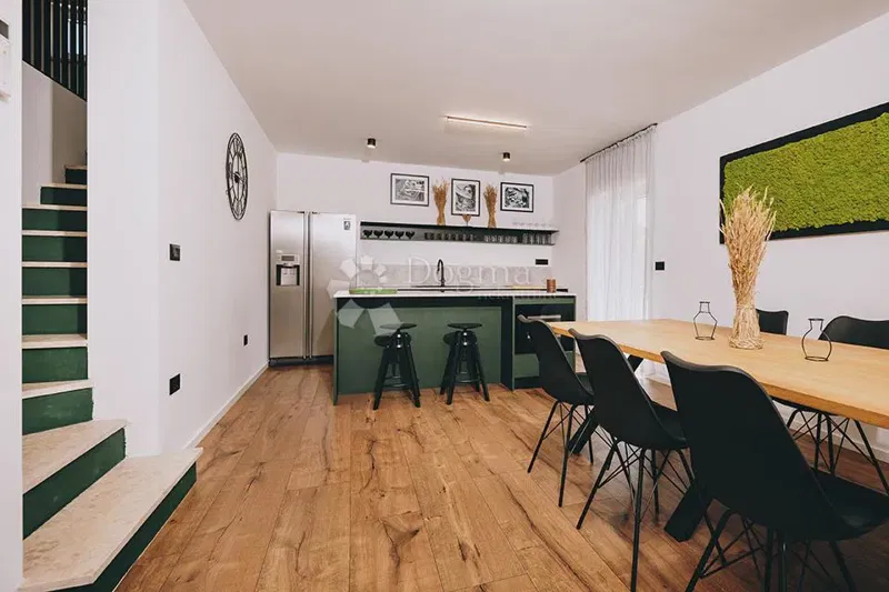 House Tinjan, 200m2 – 2