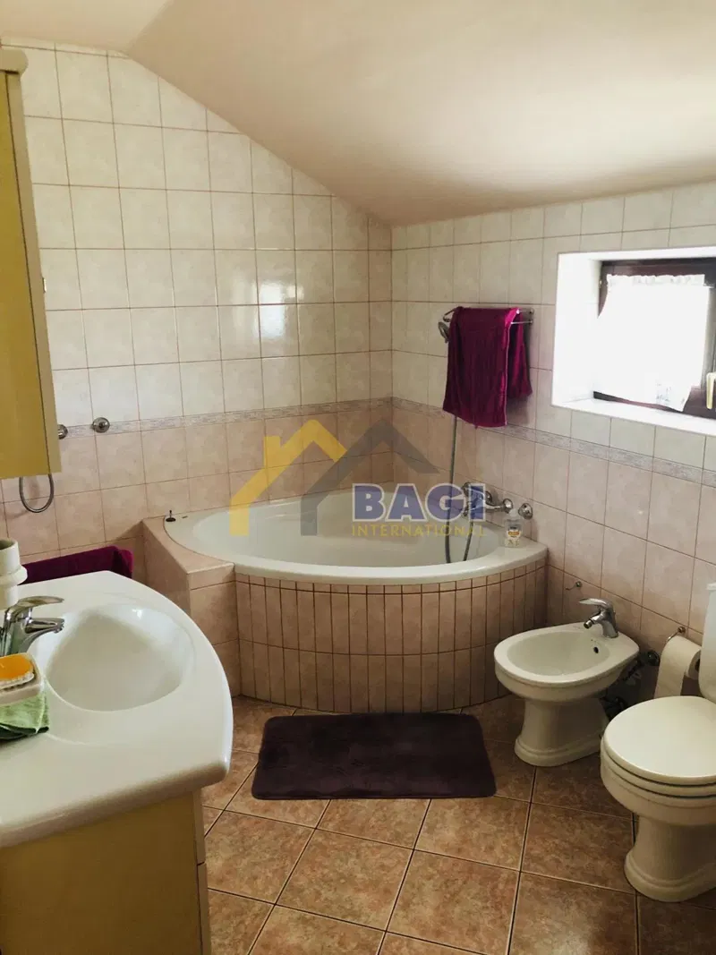 Flat/apartment Centar, Jastrebarsko, 140m2 – 2