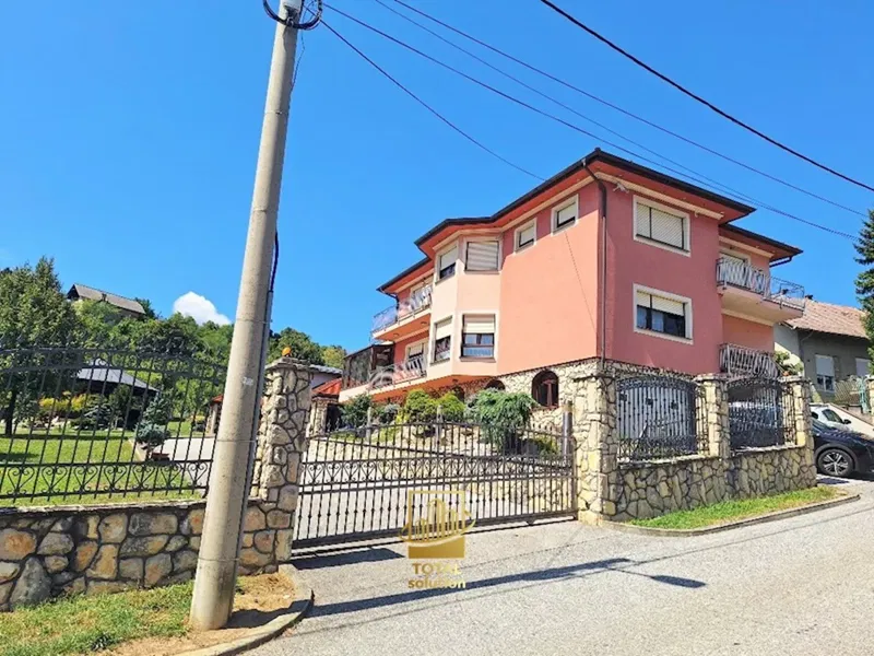 Kuća: Ekskluzivno opremljena vila 550 m2 i ost. na parceli 2800 m2 (prodaja)