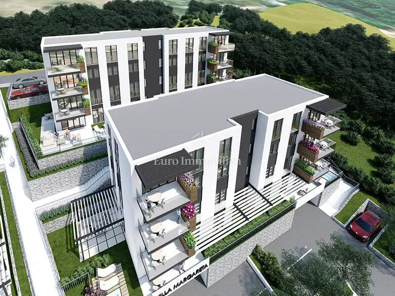 Makarska - građevinsko zemljište s projektom za 16 stanova