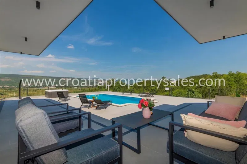 Makarska, villa for sale, price on request – 2