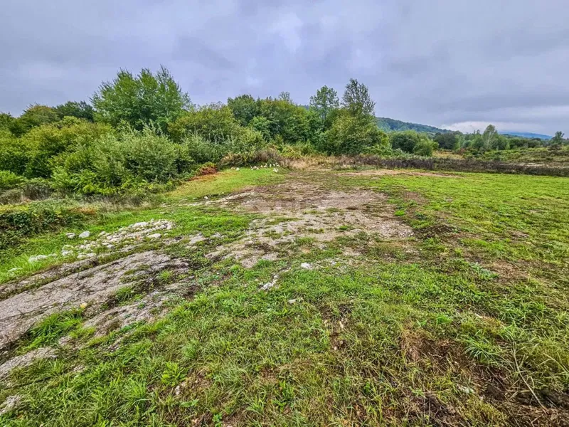 PLITVICE, DREŽNIK - Building land in a business-residential zone, 3201 m2, NEAR THE PLITVICE LAKES – 3