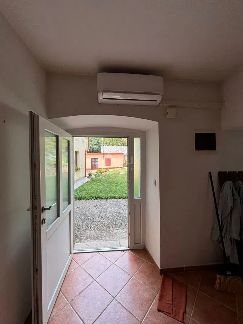 ISTRIA, BARBAN Częściowo odnowiony dom w pięknym miejscu + działka budowlana! – 2