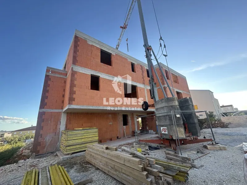 Fantastic apartment with sea view and elevator in Novigrad – 3