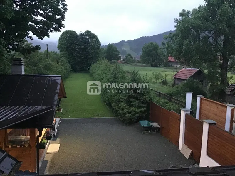 Gorski Kotar, Mrkopalj, 305m2, kuća s terasom i saunom – 2
