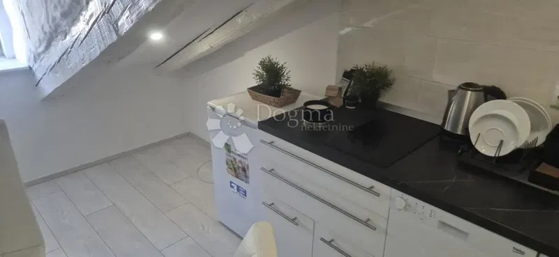 Flat Centar, Rijeka, 108,78m2 – 2