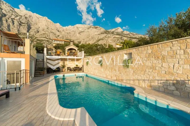 Makarska, Veliko Brdo, beautiful apartment house with swimming pool – 2