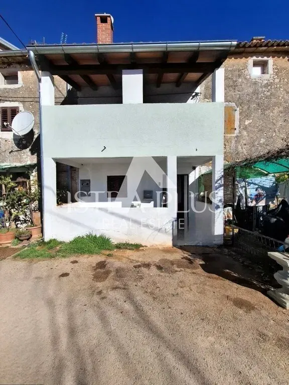 Istria, Poreč area, 8 km, renovated stone house with a yard – 2
