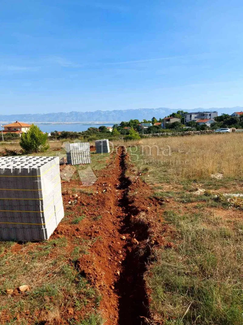 Föld Ist, Zadar - Okolica, 768m2 – 2