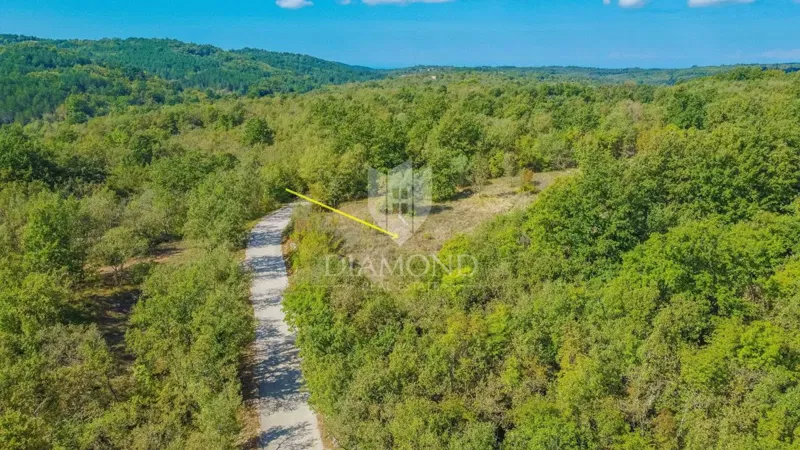 Grožnjan, surroundings! Land in a quiet location! – 3