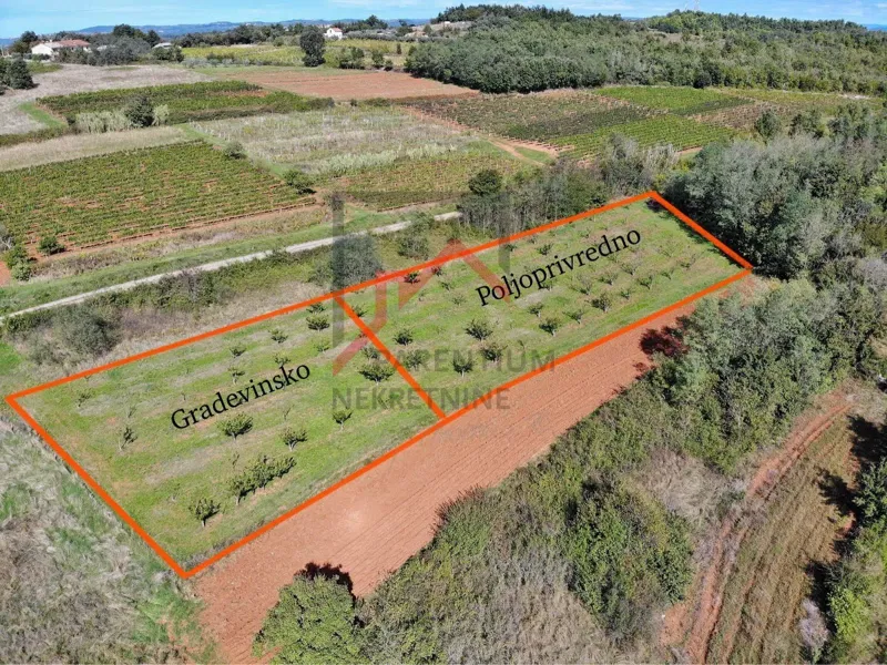 Istria, Visinada - Terreno con parte edificabile e agricola – 3
