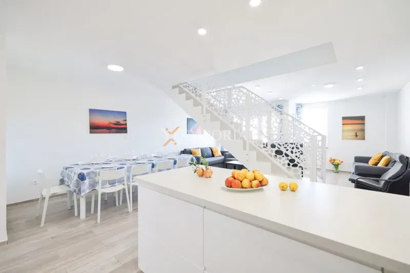 Luxury apartment with jacuzzi and sauna in Privlaka, 90 m from the sea – 3