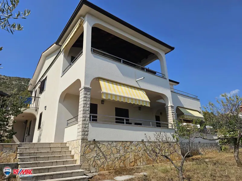 House Labin, 189m2 – 3