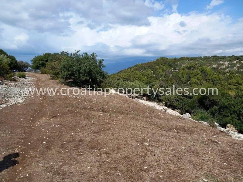 Brac, agricultural land for sale, 280.000 € – 2