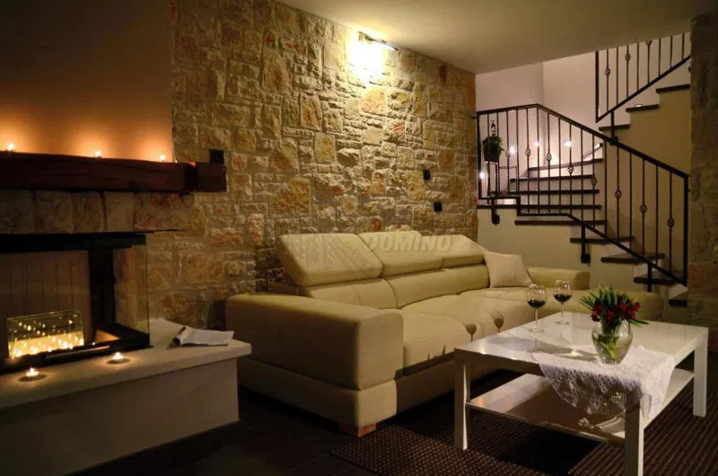 Dvojna kuća u mediteranskom stilu! Malinska- okolica – 3