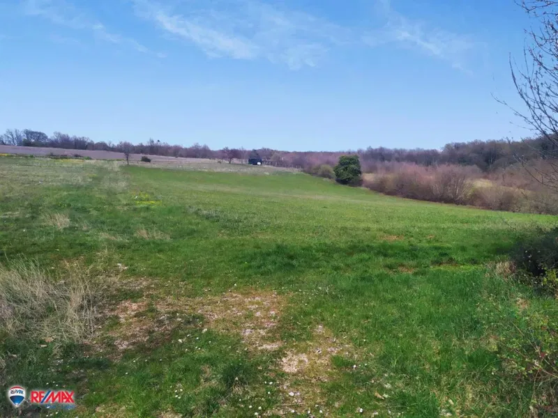 Cantiere Barat, Kanfanar, 1.500m2 – 3