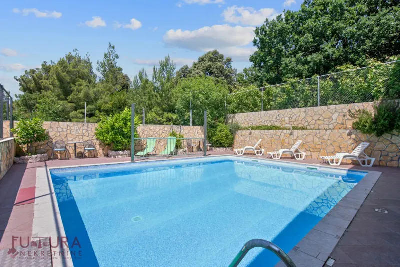 ZADAR - POSEDARJE, HOUSE 700 M2, FOR SALE, 10 APARTMENTS, SWIMMING POOL, 45M FROM THE BEACH!!! – 2