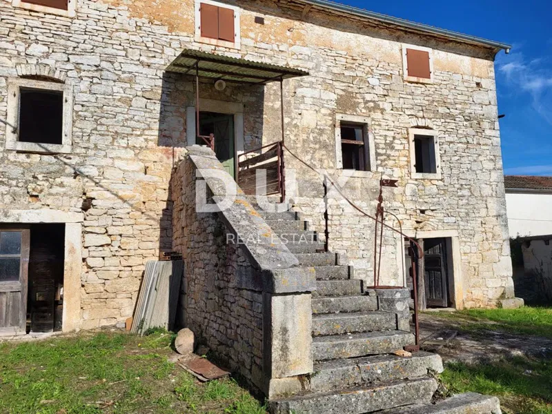 ISTRIA. SVETVINČENAT - Due case indipendenti in pietra – 2