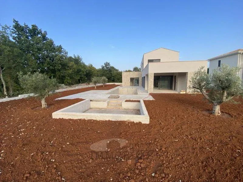 Poreč, quality modern villa with swimming pool in a peaceful environment – 2