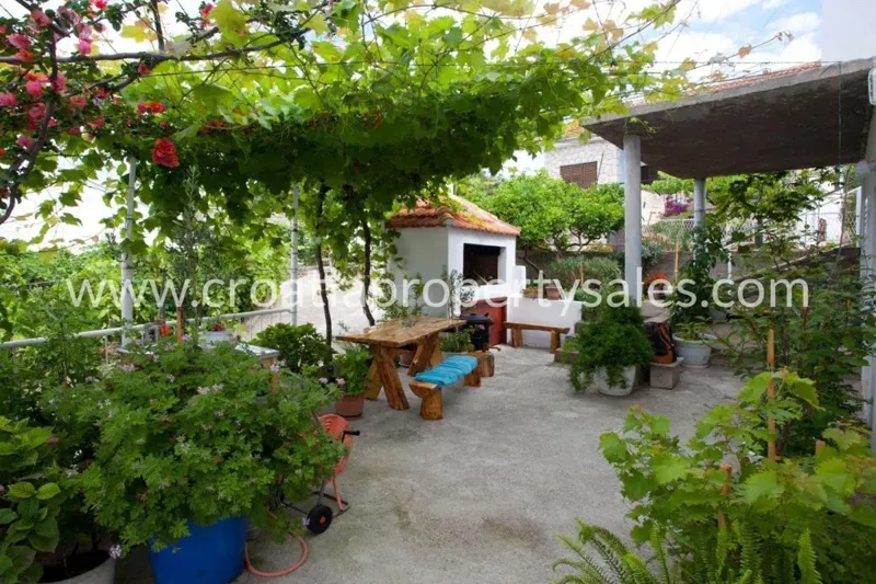 Hvar, house for sale, 535.000 € – 2
