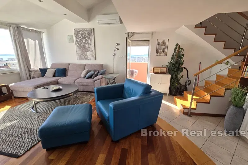 A beautiful sunny apartment with a sea view – 2