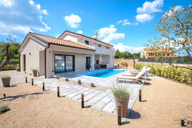Vila z bazenom - okolica mesta Krk! – 2
