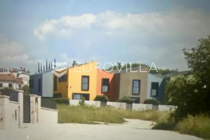 Poreč, modern terraced house A5 with garden and swimming pool, 120 m² – 2