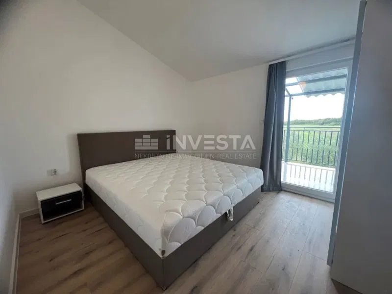 Pula area, spacious house with five apartments and two swimming pools. – 3